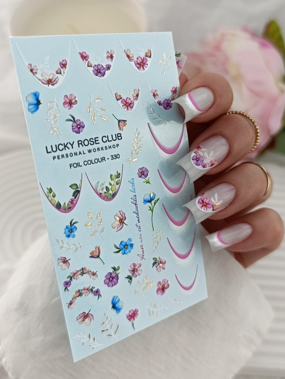 Lucky Rose #F330
